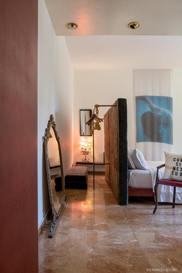 Billie'S Flat Red - Art & Design Apt In Verona Historic Centre Εξωτερικό φωτογραφία